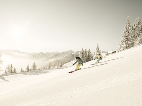 Start the ski day directly from the Hoferhof